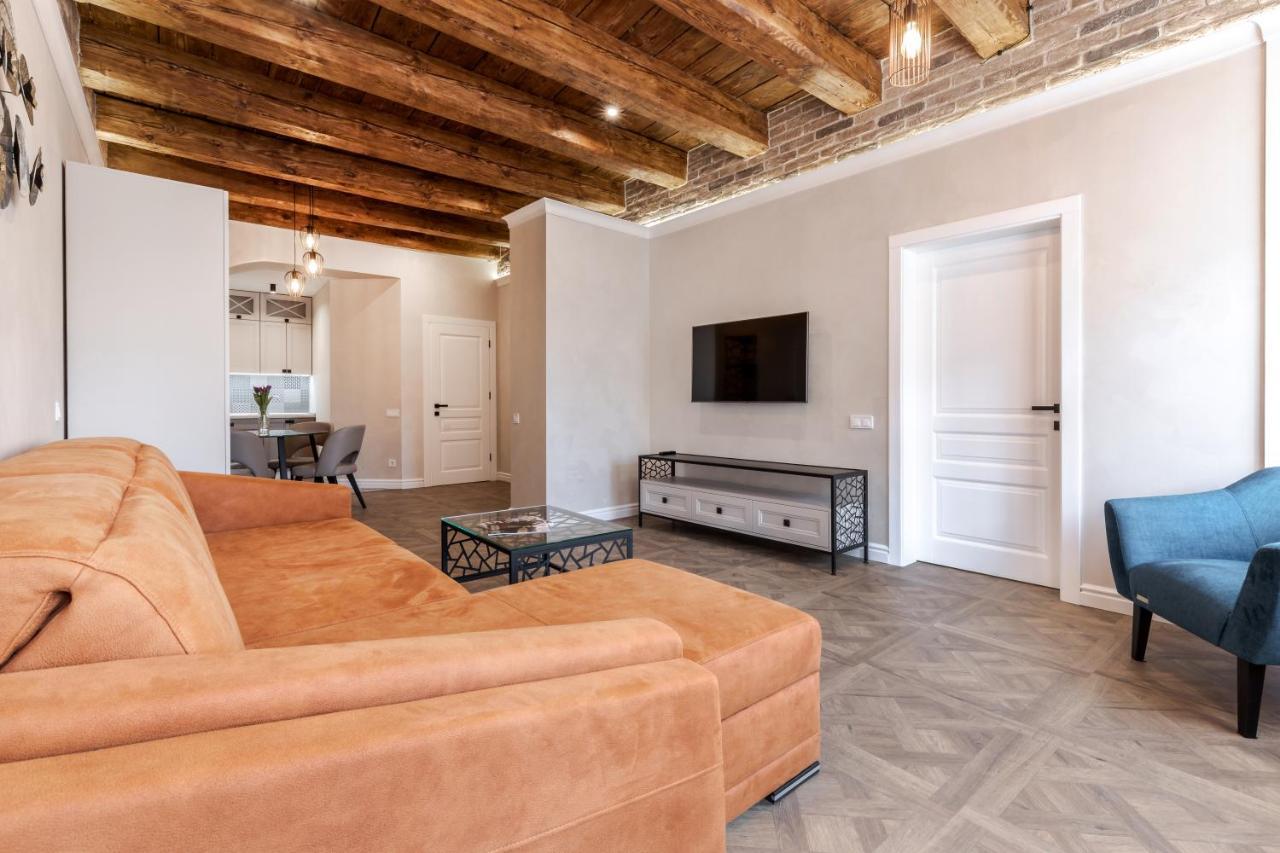 View On Rynok Square Apartments Lviv Exterior photo