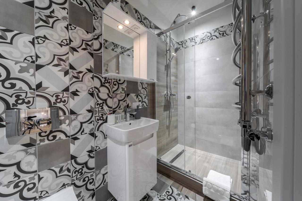 View On Rynok Square Apartments Lviv Exterior photo