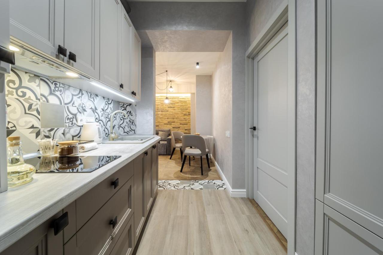 View On Rynok Square Apartments Lviv Exterior photo