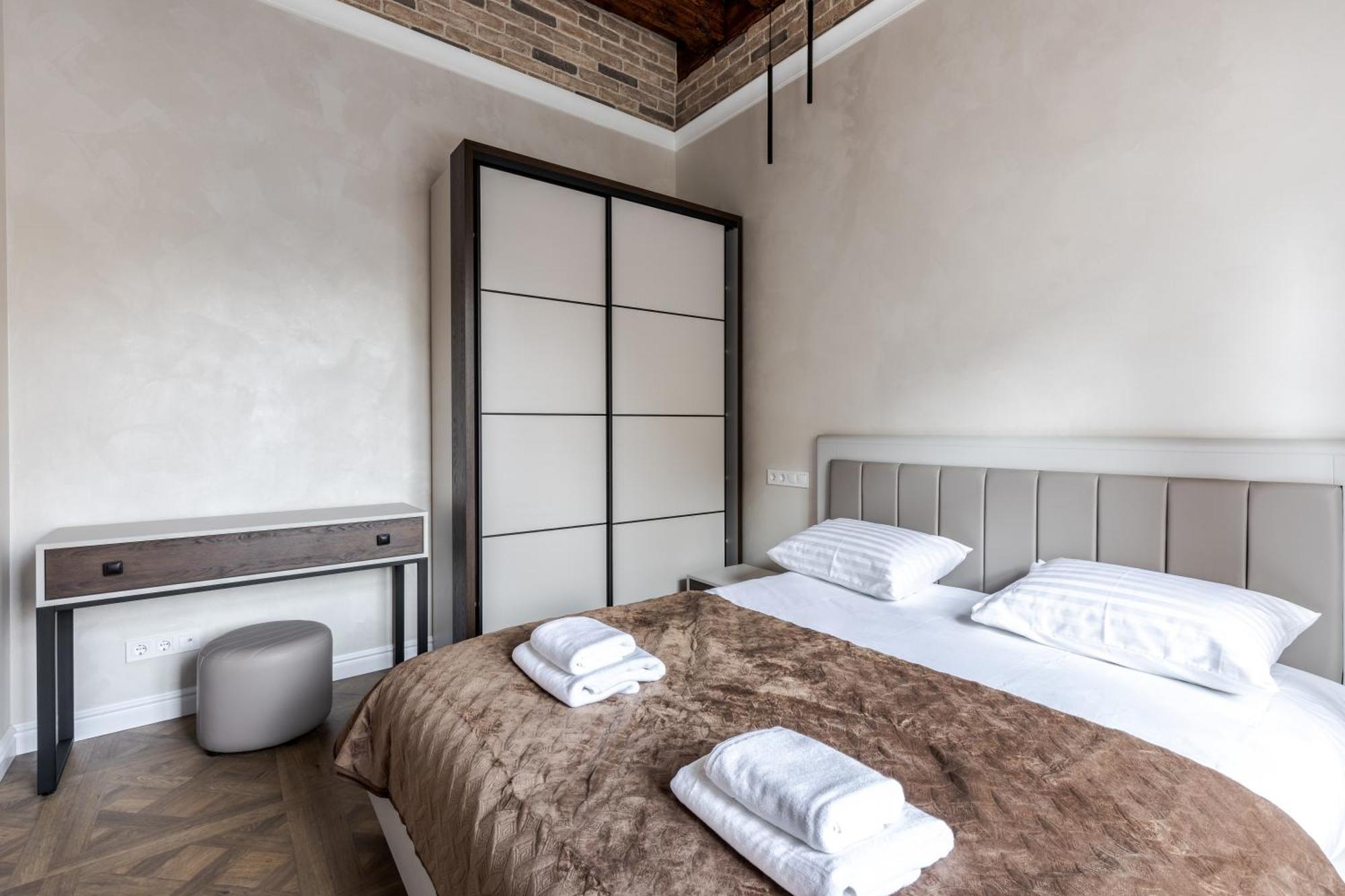 View On Rynok Square Apartments Lviv Exterior photo